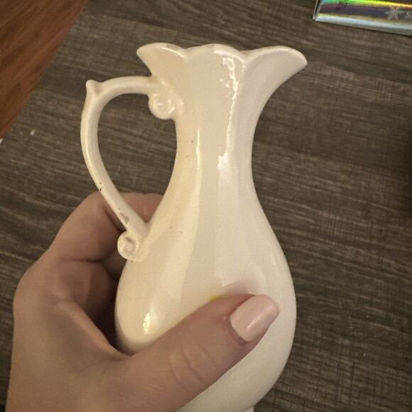 SOLD Bud Vase Pitcher Blue Birds 6" Tall Signed Vintage 1982 Hand Painted Office - Picture 5 of 10